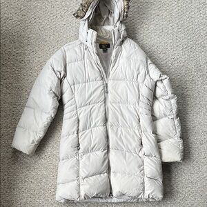 Mountain Hardwear Women's Light Cream Ski Jacket